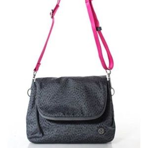 Lululemon Party om bag  Dottie dash crossbody